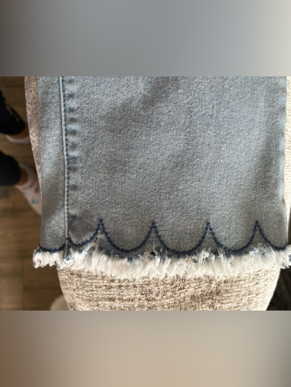 Women’s DG 2 faded Denim Jeans  with embroidery & fringed hem- 16WT - Picture 2 of 6
